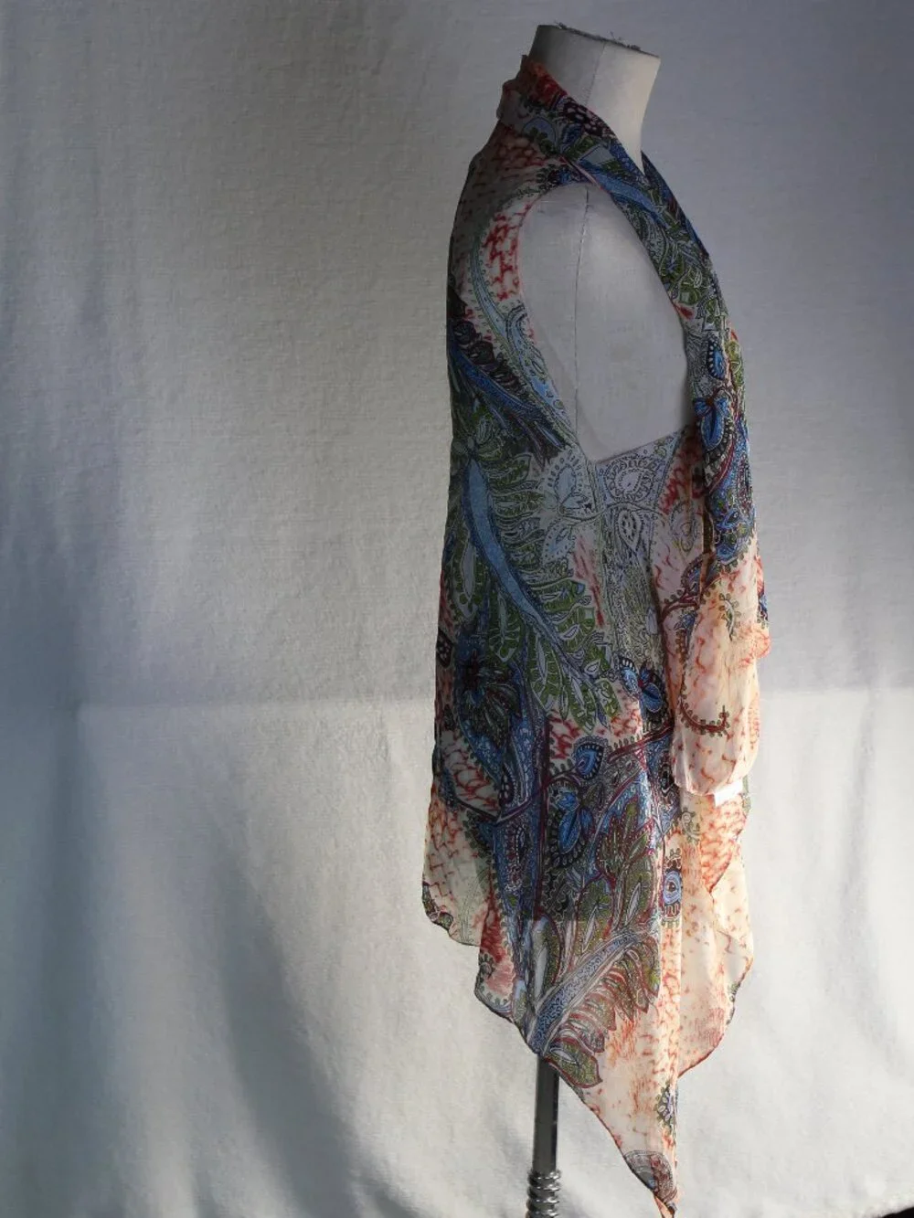 Accents by Lavello Multicolor Peach Blue Patterned Chiffon Convertible Vest